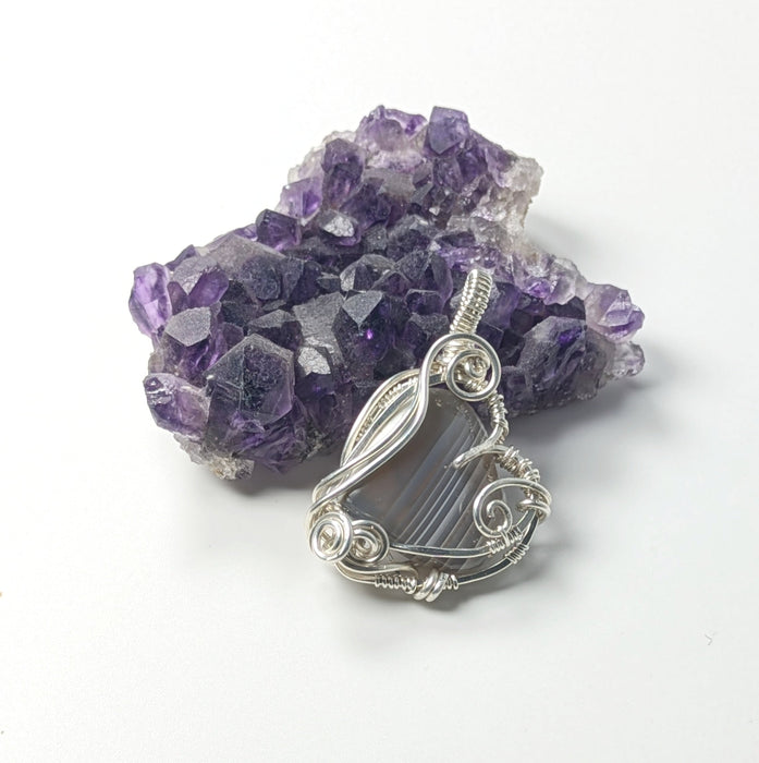 Agate Heart Pendant in Silver