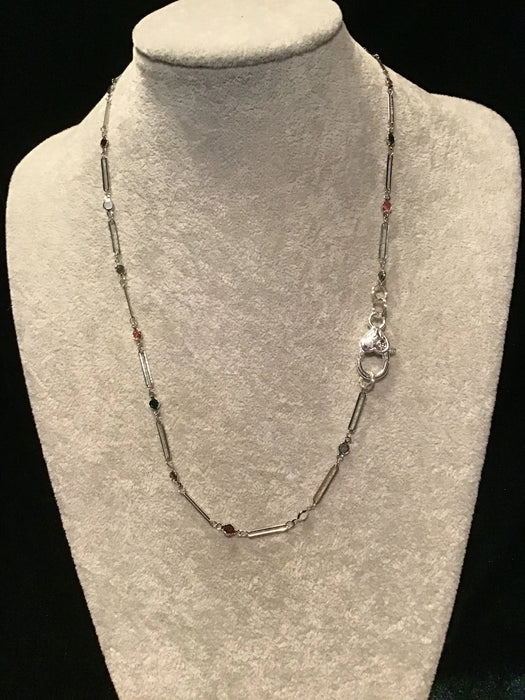 Sparkly Unique chain necklace