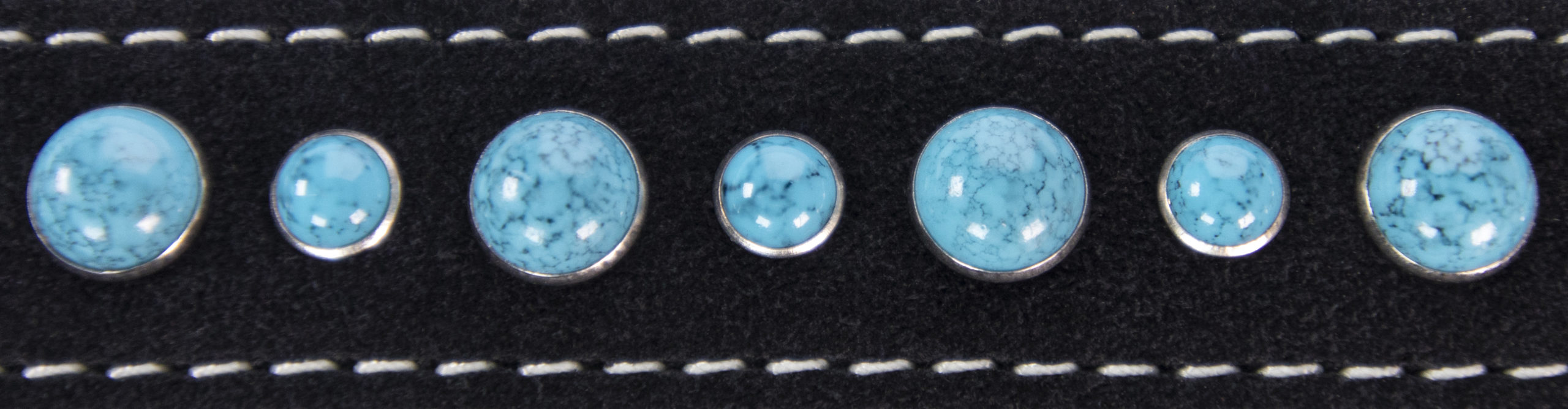 Cabachon Collar - Turquoise on Suede
