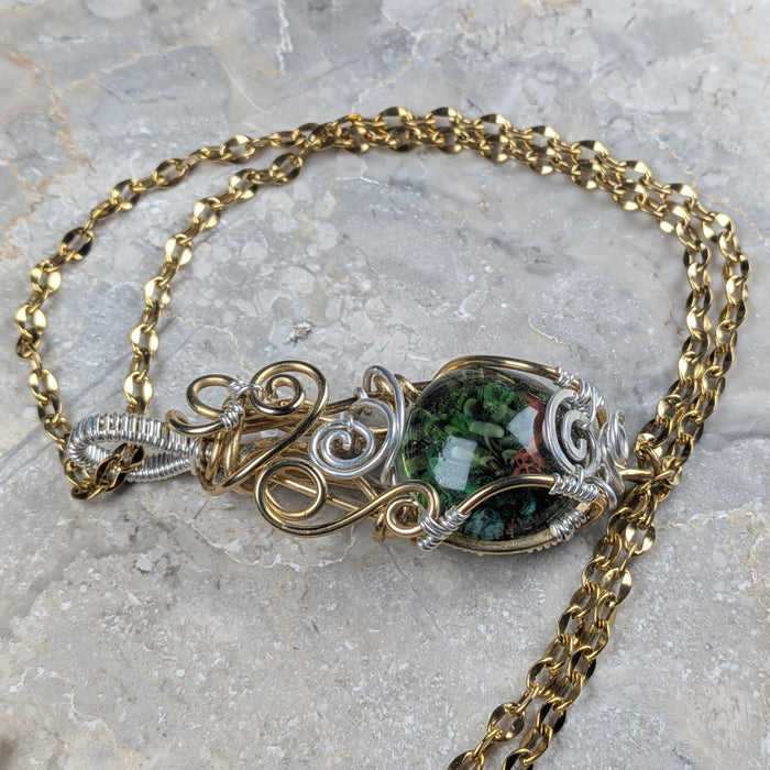 Green Dragon Scale Glass Pendant Necklace