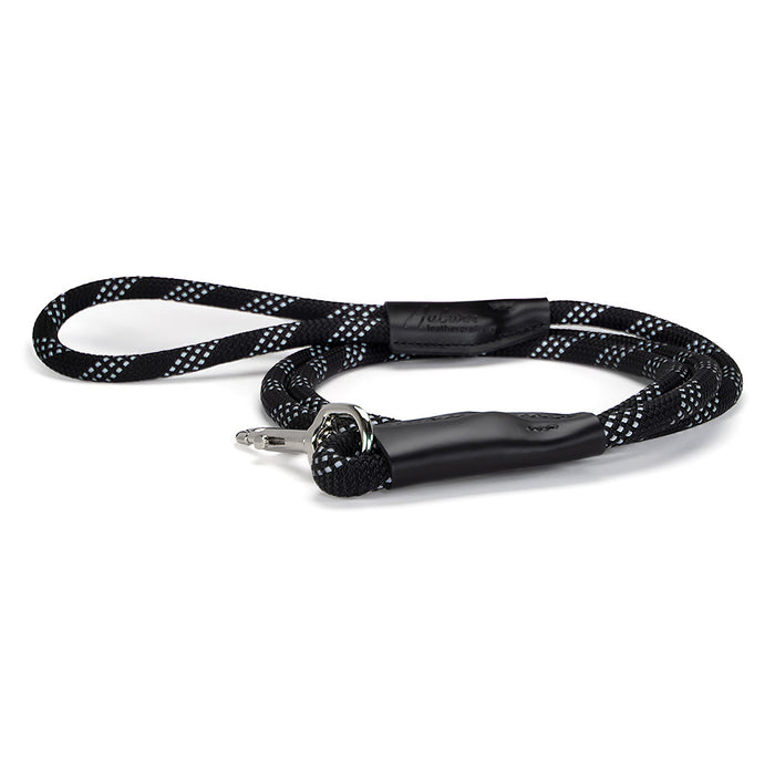 reflective black nylon snap leash with 3 rows of reflective strips