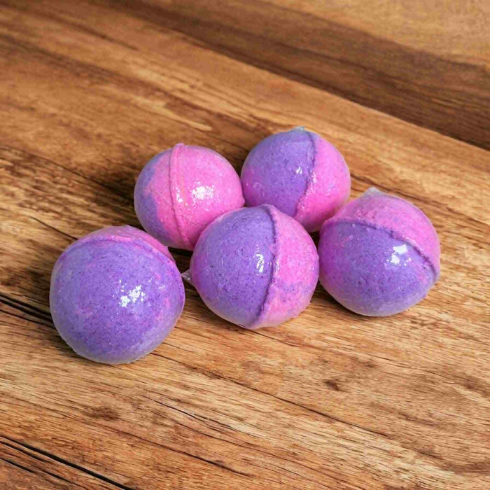 Black Raspberry & Vanilla Bath Bomb | Fruity Floral Scent | Handmade Luxury Bath Fizzy
