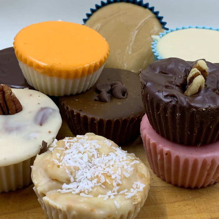 Gift Tin of Fudge, Nuts & Hot Cocoa