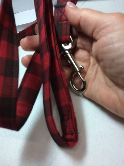 All colors - Matching Leashes