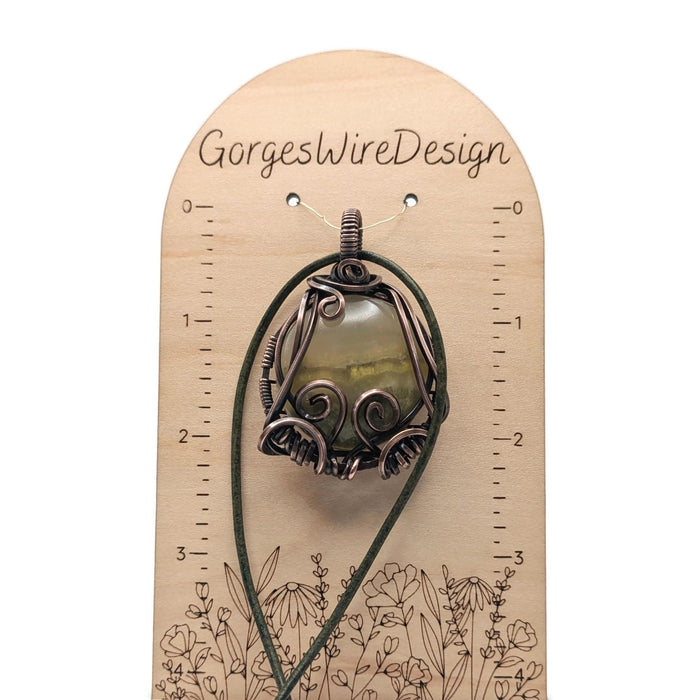 Green Agate Pendant Necklace, Leather cord necklace with Handmade Pendant, Cottagecore Necklace, Green Leather Jewelry Necklace