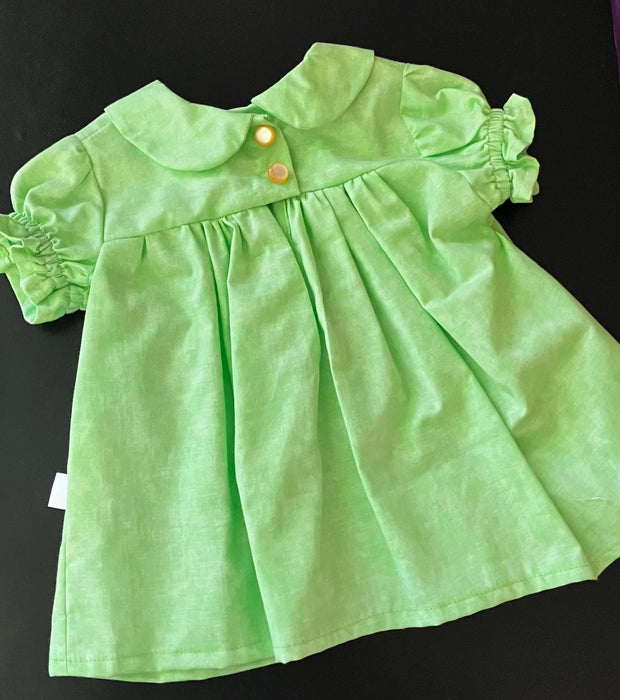 Hand smocked-Baby dress baby gift hand-smocked Peter Pan collar summery