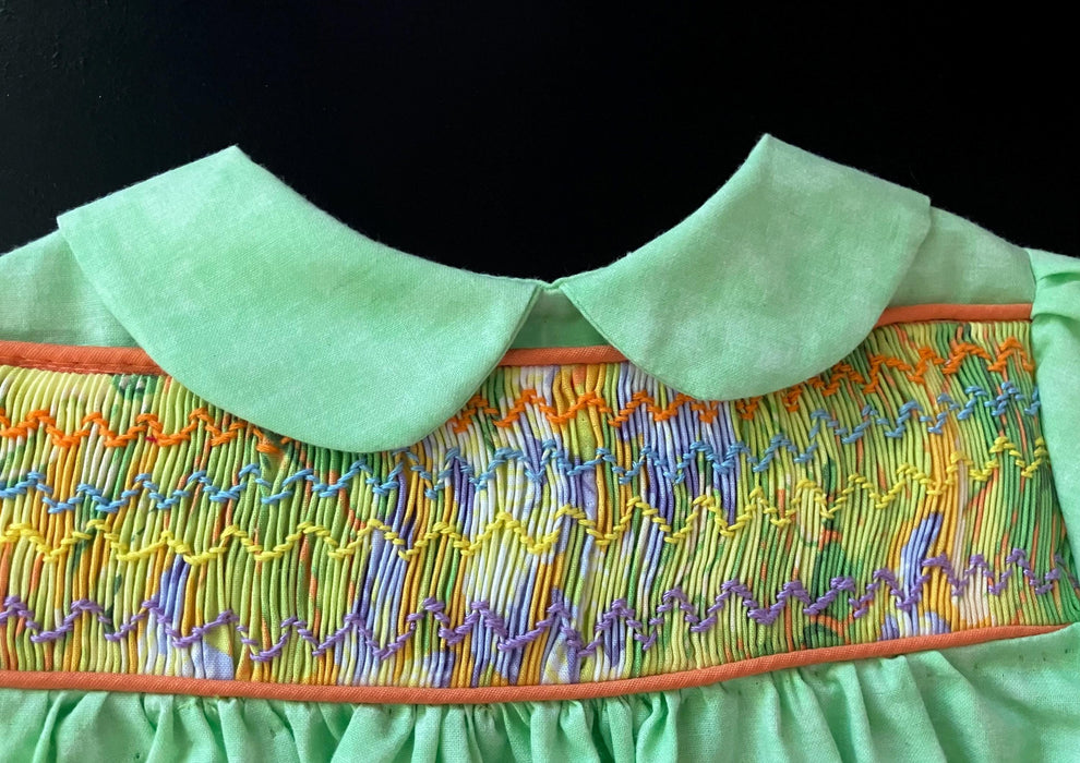 Hand smocked-Baby dress baby gift hand-smocked Peter Pan collar summery