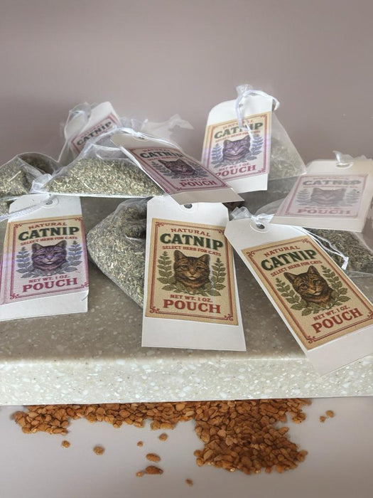 Natural Catnip Pouch: Cat Toy