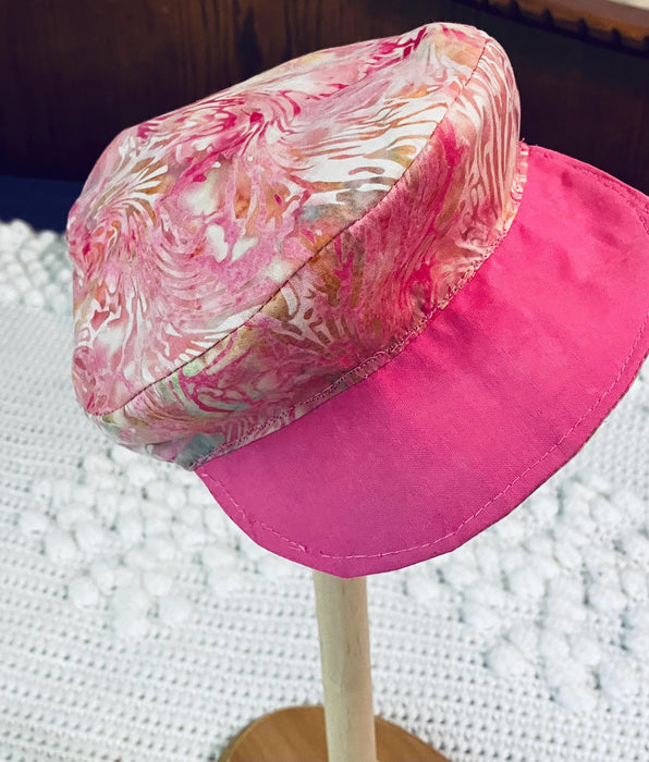 Little girl's summer hat-pinks with visor type front
