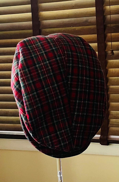 Men's flat cap for spring/summer, fully lined, small-red and greens plaid head circumference-22 inches