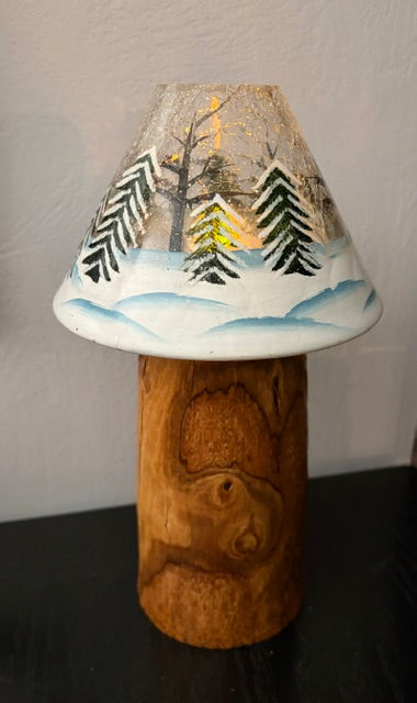 Winter Scene on Hickory Lamp