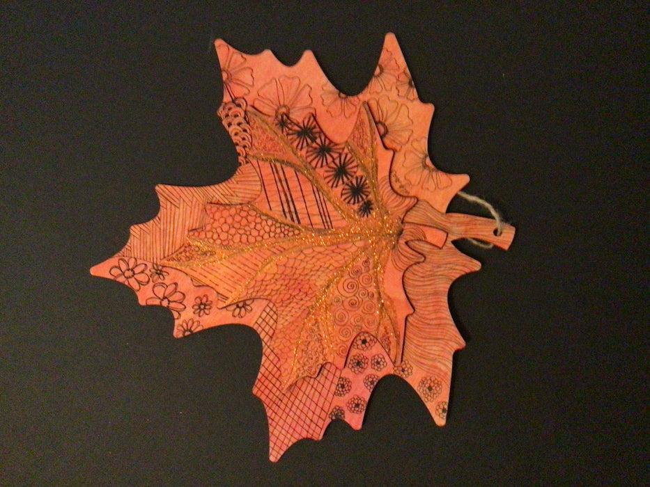 Maple Leaf has many tangles