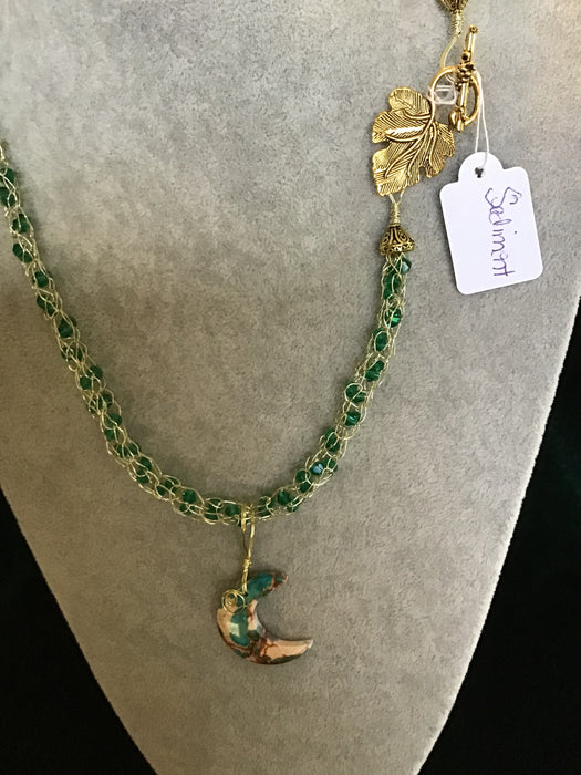 handmade necklace chain with gemstone pendant