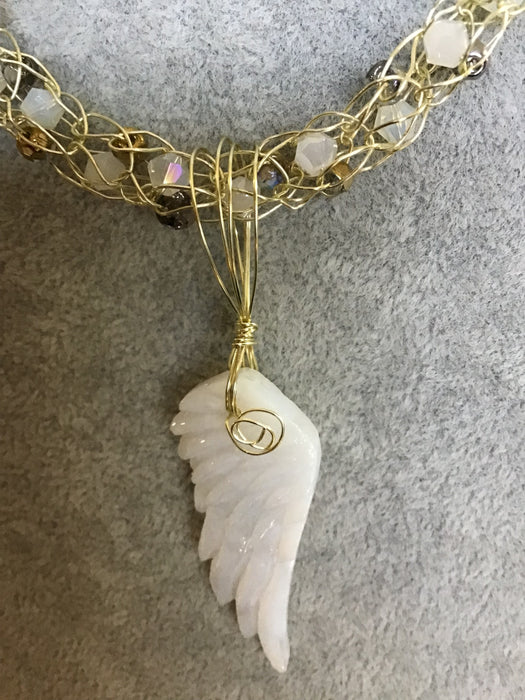 handmade necklace chain with gemstone pendant