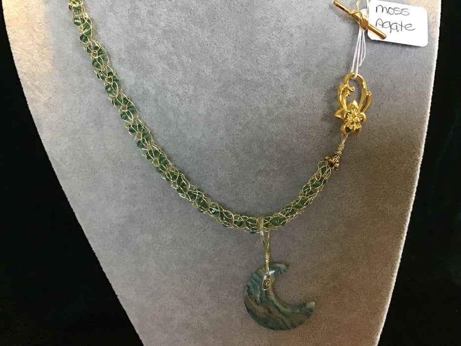 handmade necklace chain with gemstone pendant