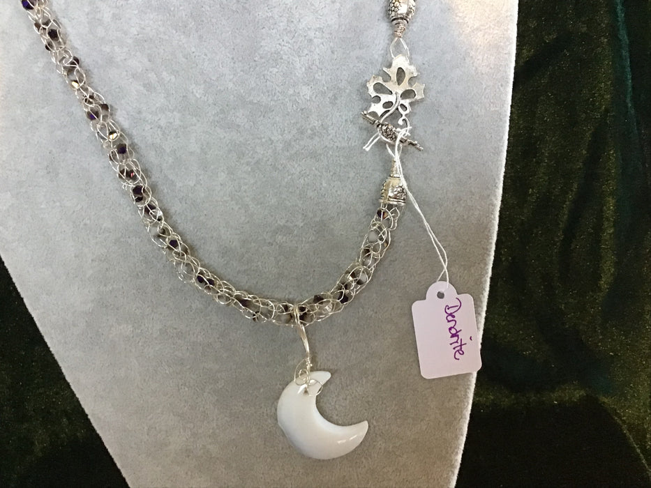 handmade necklace chain with gemstone pendant