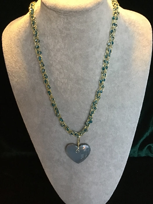 handmade necklace chain with gemstone pendant
