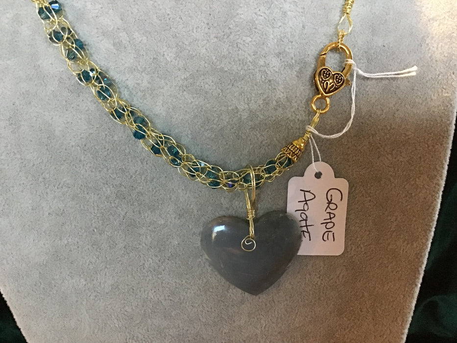 handmade necklace chain with gemstone pendant