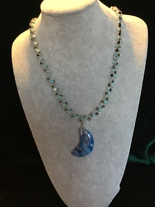 handmade necklace chain with gemstone pendant