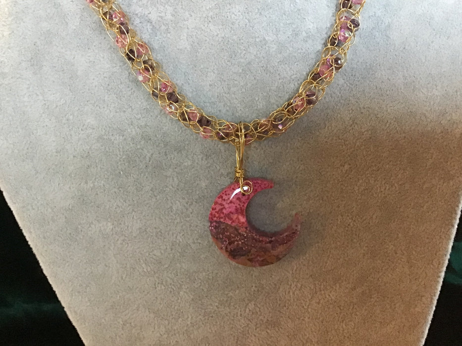 handmade necklace chain with gemstone pendant