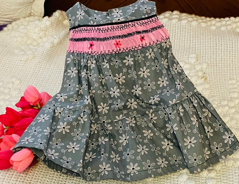Girl's dress Hand smocked