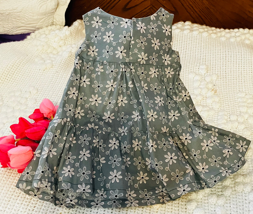 Girl's dress Hand smocked