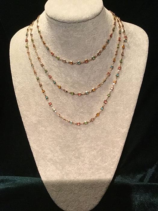 Sparkly Unique chain necklace.