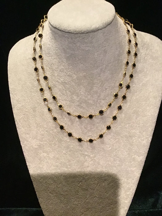 Sparkly Unique chain necklace.