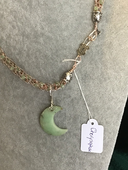 Handmade necklace chain with gemstone pendant