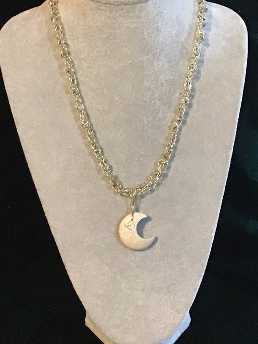 Handmade necklace chain with gemstone pendant