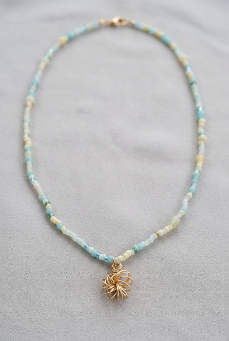 Dainty beaded necklace