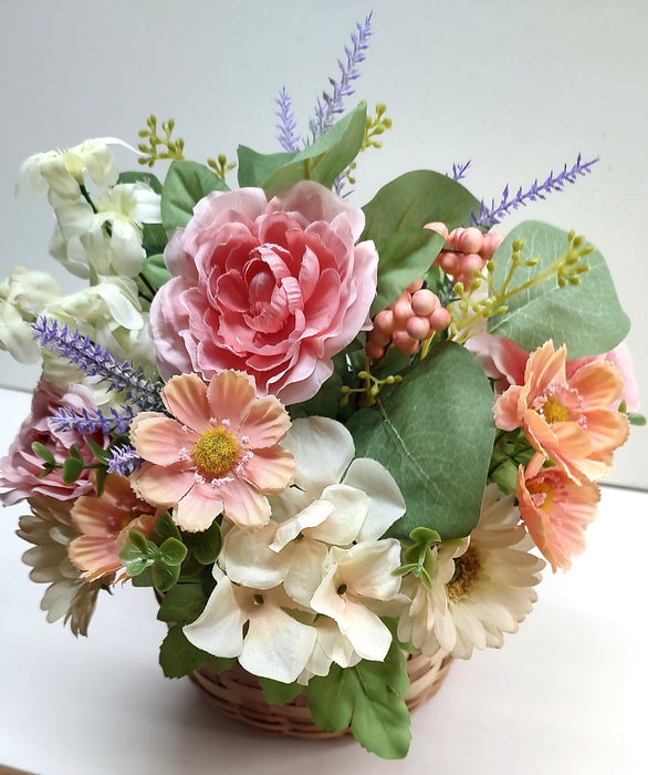 Spring basket door hanger