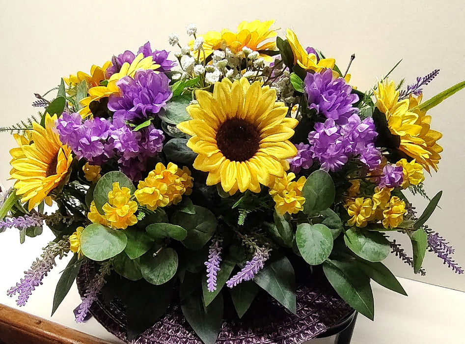 Sunflower collection-table arrangement